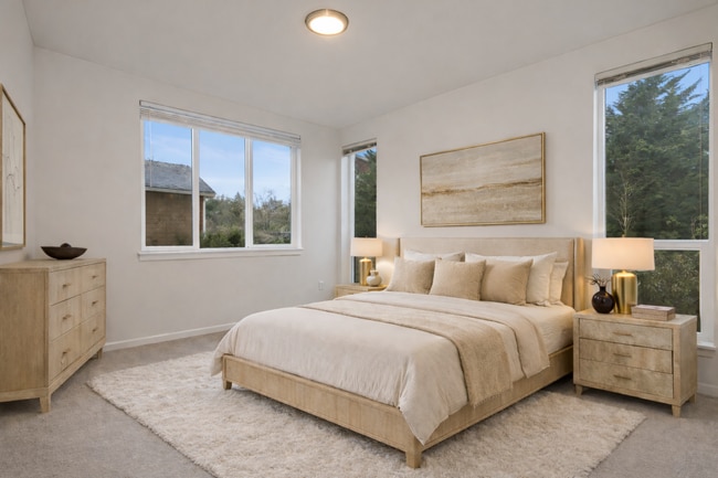 Master Bedroom - Creekside Apartments