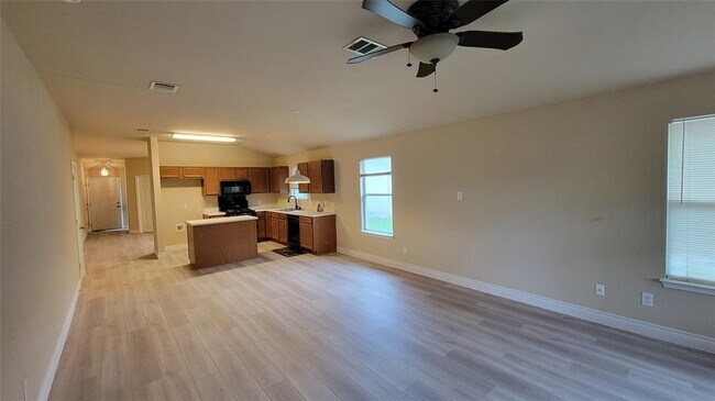 Building Photo - 339 Marquitos Dr