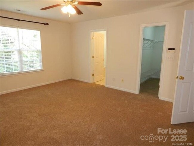 Building Photo - 17130 Cambridge Woods Ct