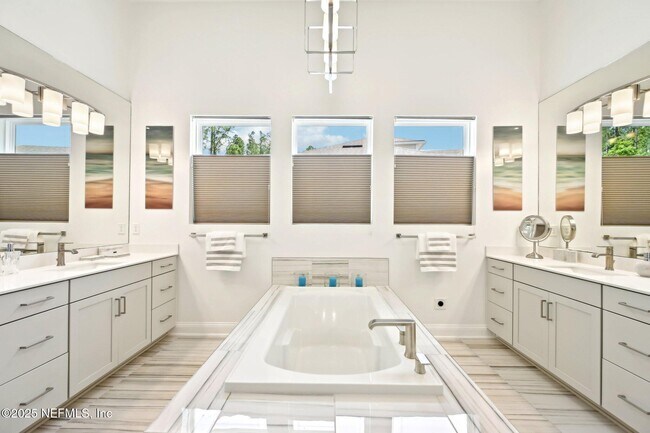 Building Photo - 210 Terra Oaks Dr