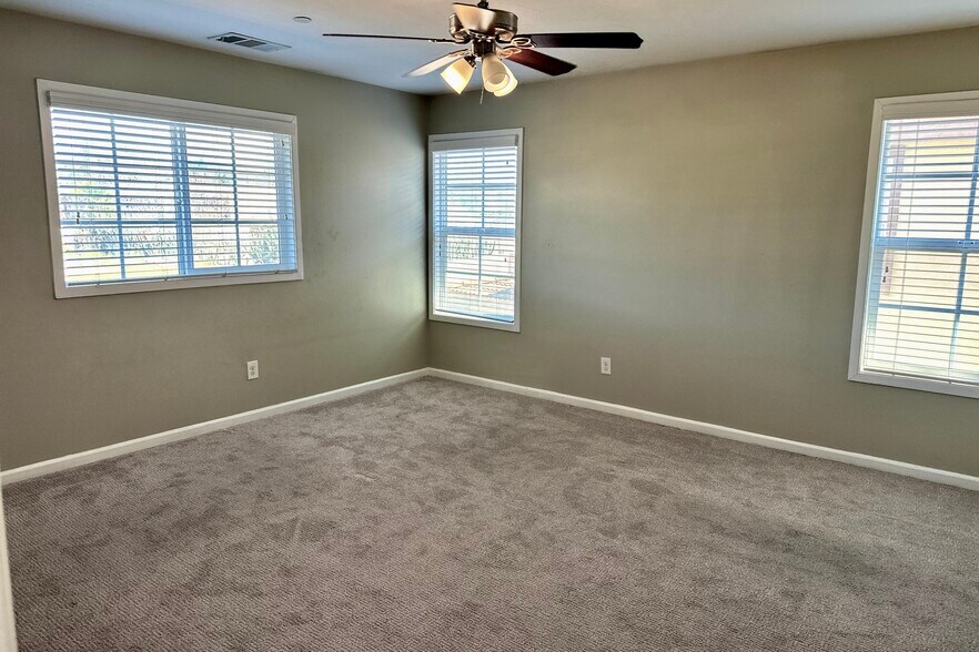 bedroom - 16628 Atlas Ln