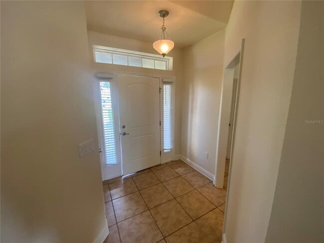 Building Photo - 2201 Angel Fish Loop