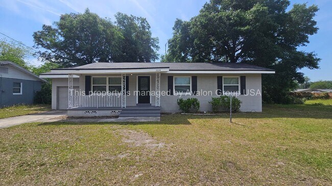 Primary Photo - 3018 Donna Dr
