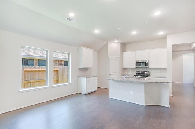 Building Photo - 553 Timber Voyage Ct