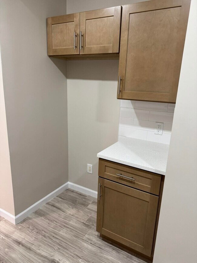 Building Photo - 7506 4th Ave