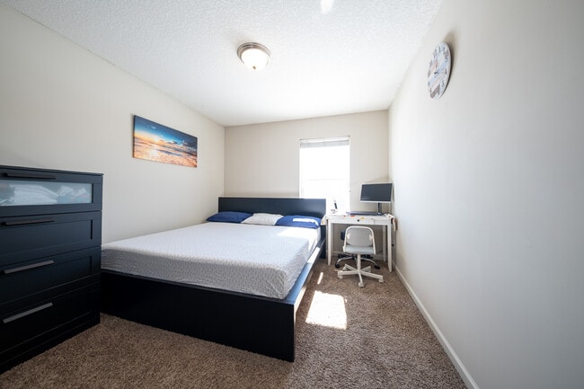 Building Photo - 8525 Titanium Cir