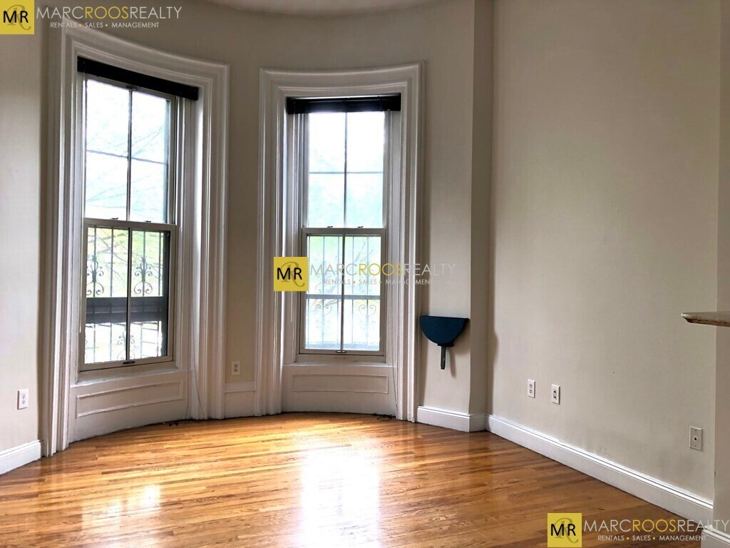 Building Photo - 678 Tremont St