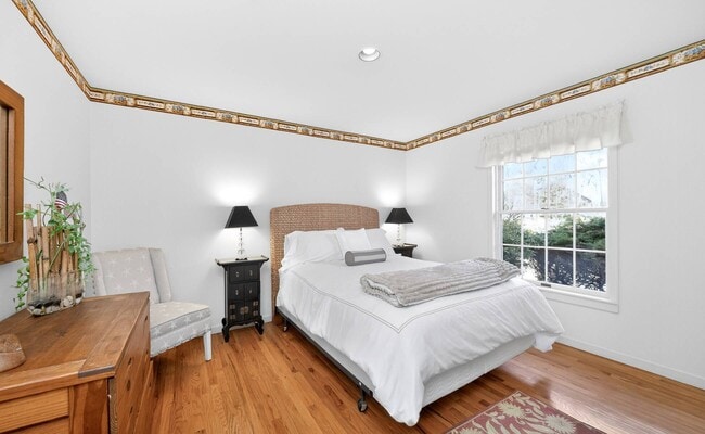 Building Photo - 150 Talmage Farm Ln