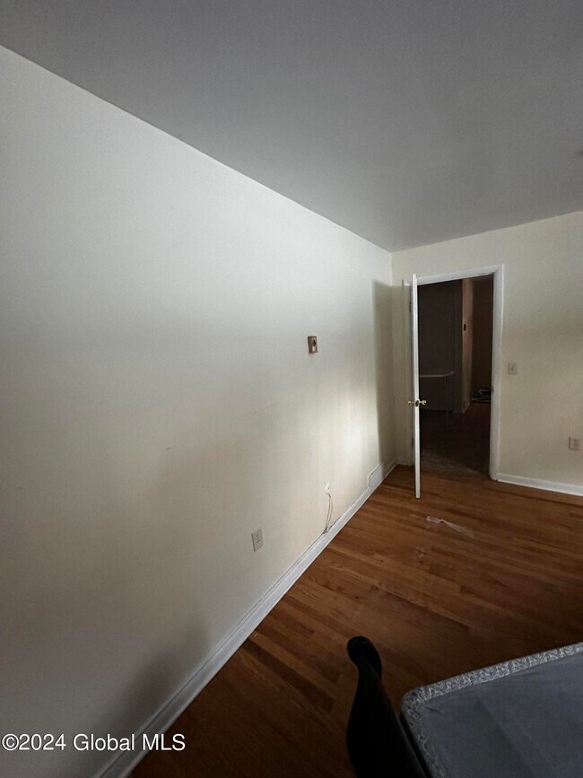 Building Photo - 46 Hackett Blvd