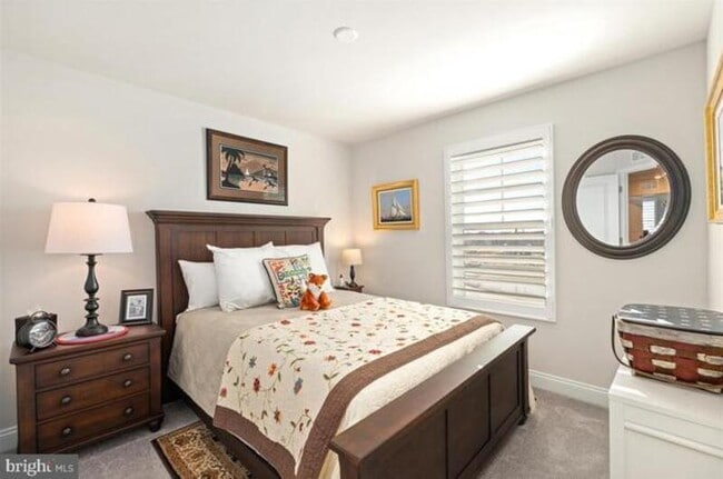 Building Photo - 35302 Wright Way