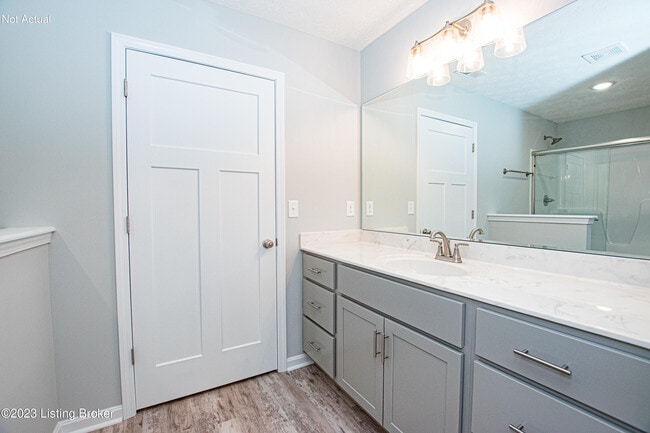 Building Photo - 500 Eagle Pointe Dr