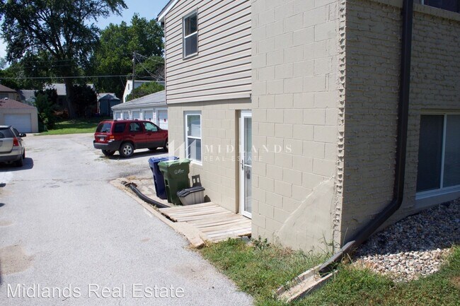 Building Photo - 2 br, 1 bath House - 2530 1/2 Wayne Street