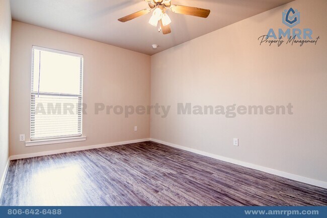 Building Photo - 2118 Langford Ave