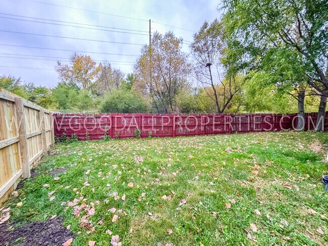Building Photo - 3 Bedroom, 2.5 Bathroom in Waukee