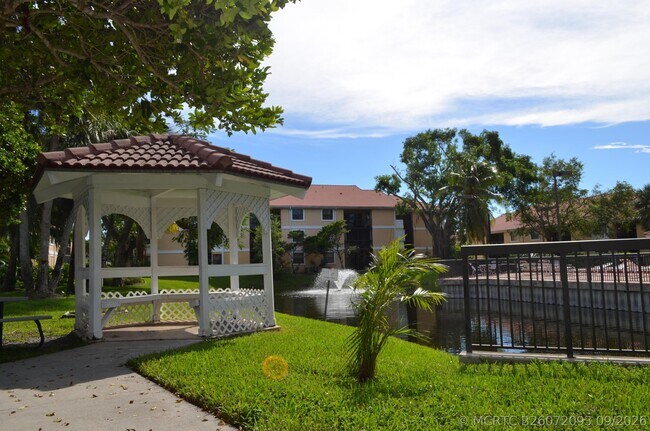 Building Photo - 5821 Riverside Dr