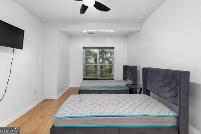 Building Photo - 1612 Branch Creek Cove