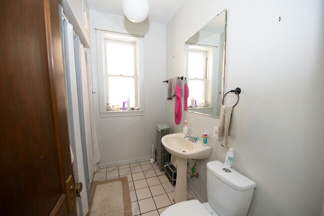 Building Photo - 5051 W Berenice Ave