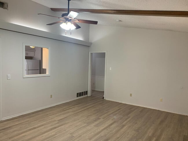 Building Photo - 408 Ironton Ave