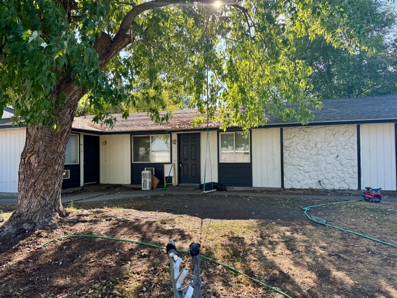 Primary Photo - 2132 E Cataldo Ave