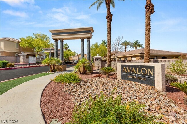 Building Photo - 2900 Sunridge Heights Pkwy