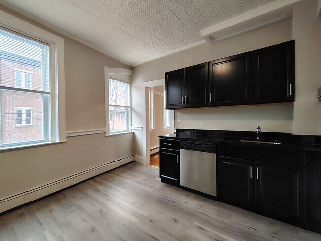 Interior Photo - 142 Gove St, East Boston