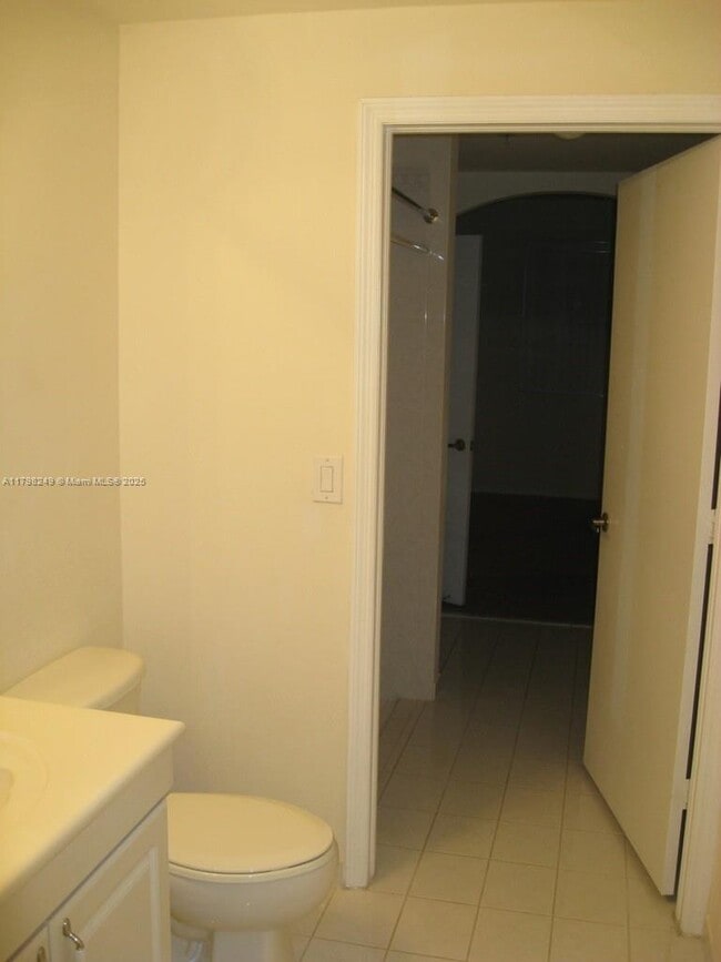Building Photo - 6630 NW 114th Ave