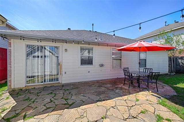 Building Photo - 903 Gillon Dr