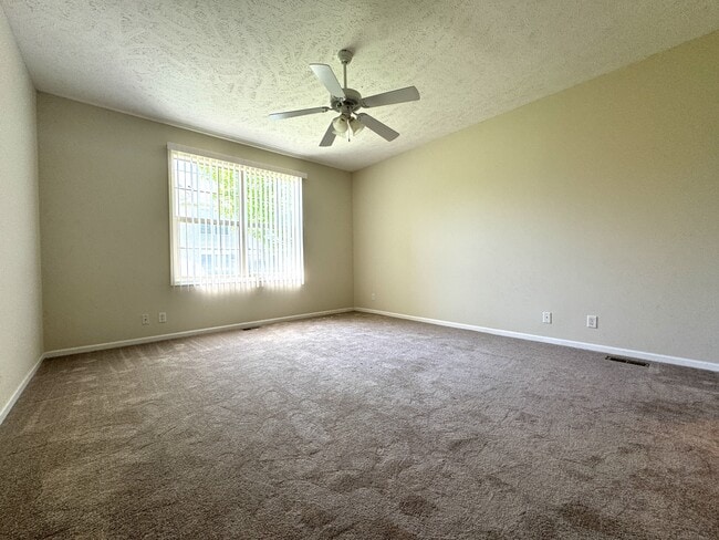Building Photo - 7585 Western Gailes Dr
