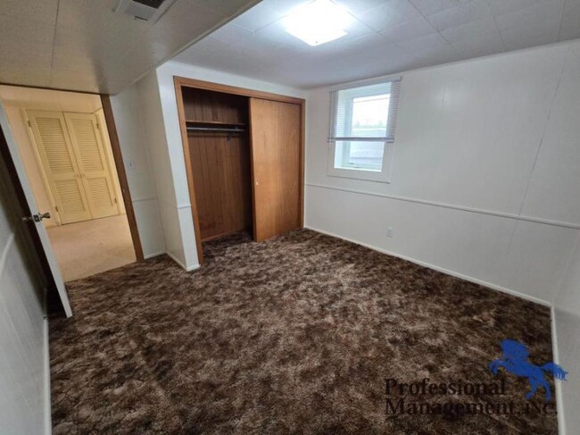 Building Photo - 3 bedroom in Billings MT 59102