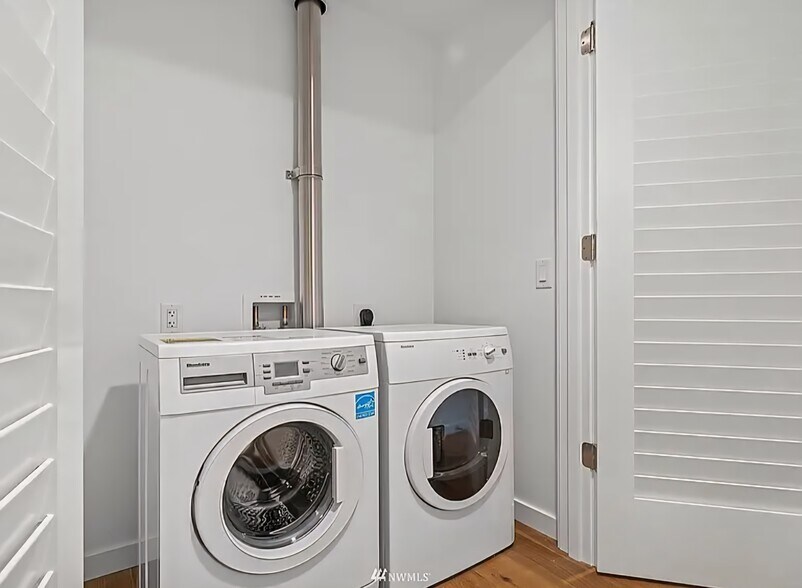 Building Photo - 1808 Minor Ave