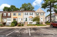 Building Photo - 1478 Lowell Ct