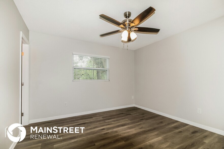 Building Photo - 1547 Gayle Ridge Dr