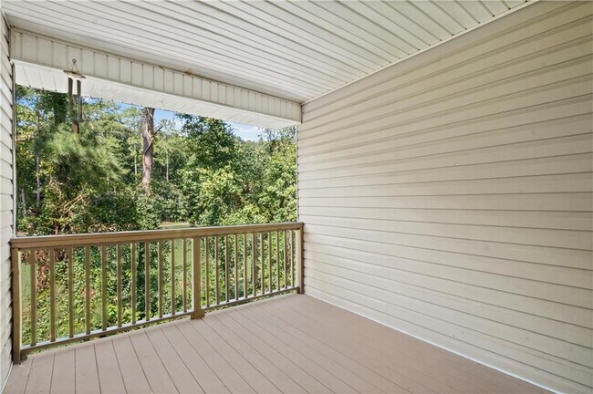 Building Photo - 8806 Fairview Bluff
