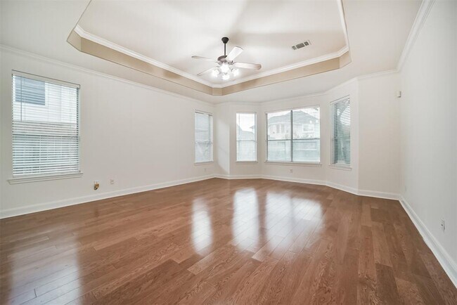 Building Photo - 14015 Falcon Heights Dr