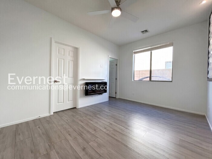 Building Photo - 10771 Vemoa Dr
