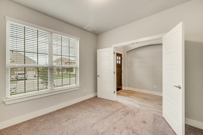 Building Photo - 8325 Paola St