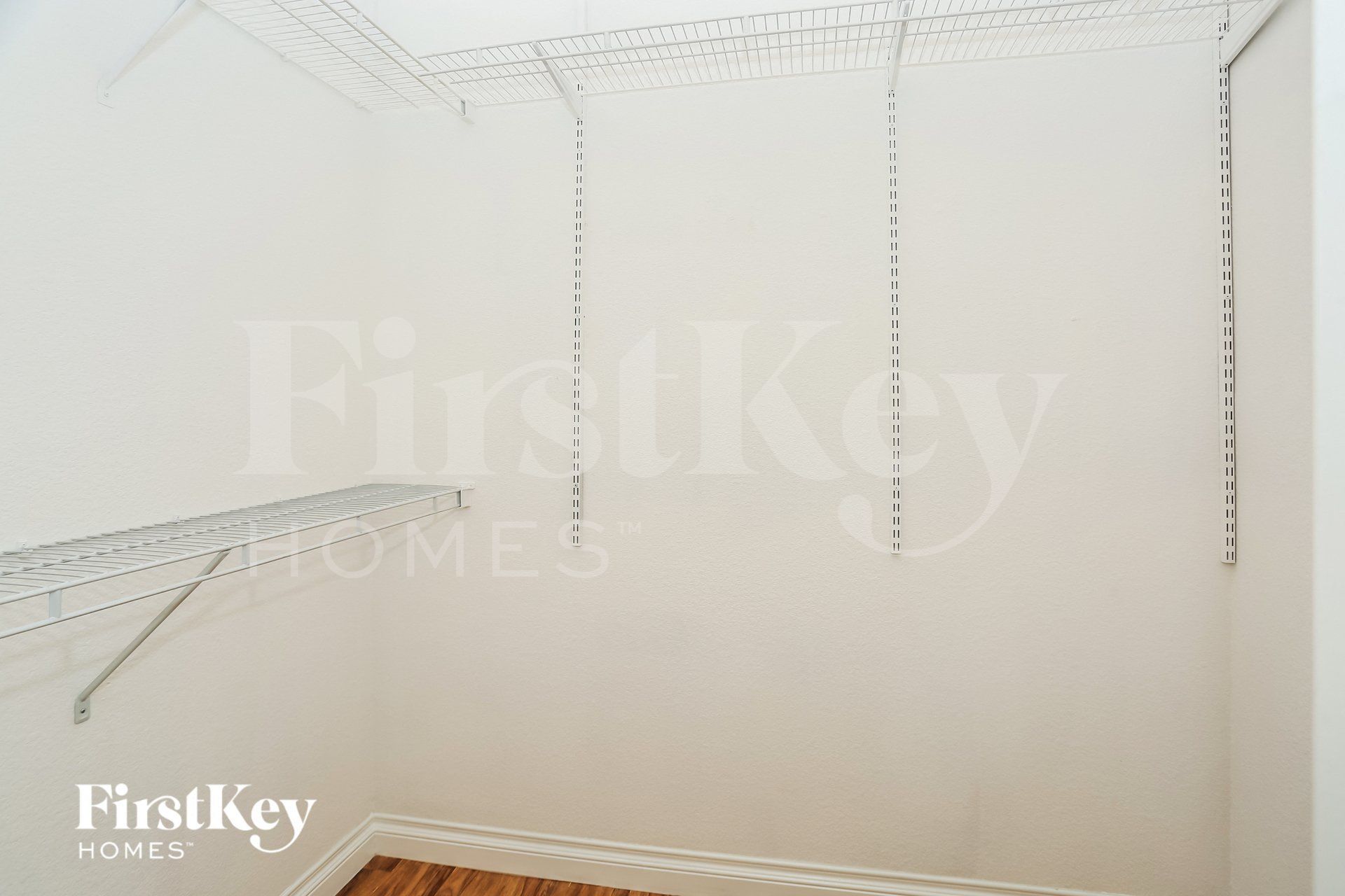 Building Photo - 5412 Redview Ct