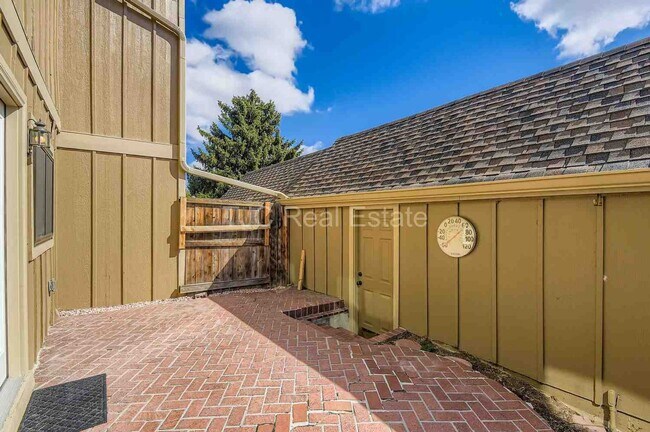 Building Photo - 7814 E Phillips Cir