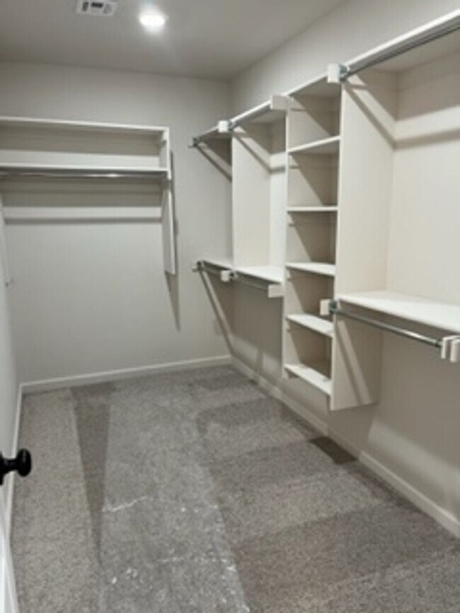 Building Photo - 12024 SW 10th-