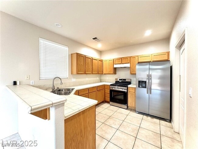 Building Photo - 7279 Twin Maples Ct