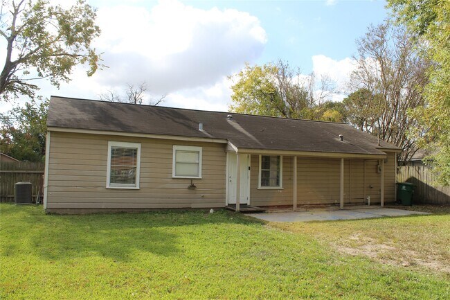 Building Photo - 13307 Force St