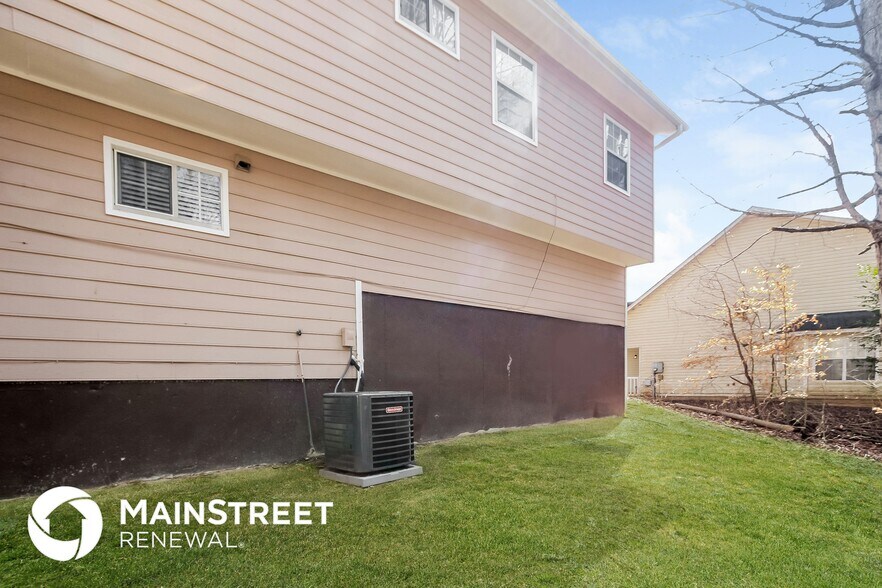 Building Photo - 721 Stonebridge Park Cir