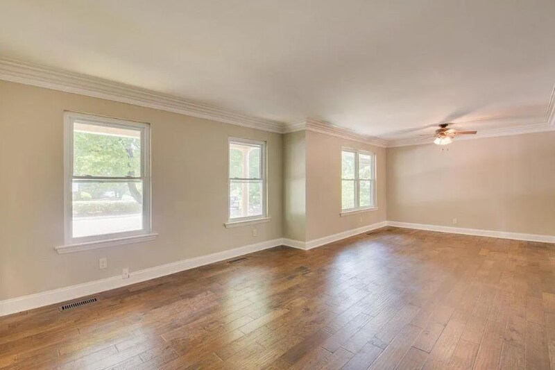 Building Photo - 4206 Highwood Dr