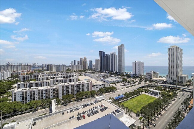 Building Photo - 300 Sunny Isles Blvd