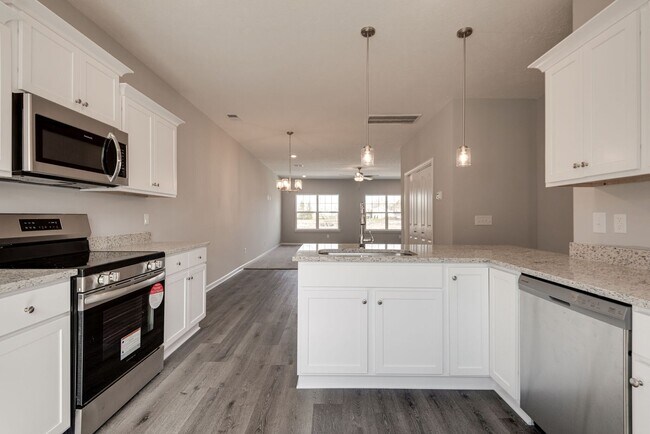Building Photo - 305 Moshe Feder Wy