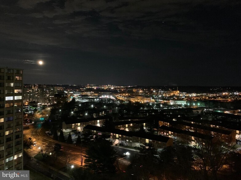 Nightime view from studio's window - 309 Yoakum Pky