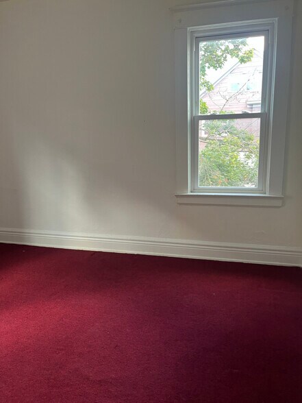 Building Photo - 38 Goulding Ave