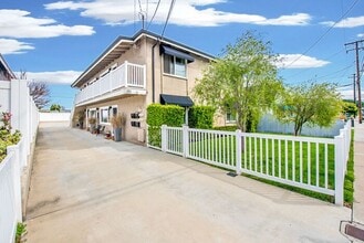 Building Photo - East Side Gem