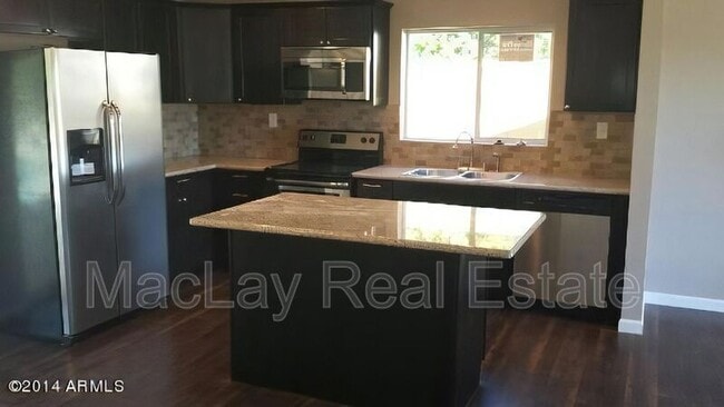 Building Photo - 17202 N 37th St