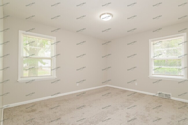 Building Photo - 8898 Boyce Pl